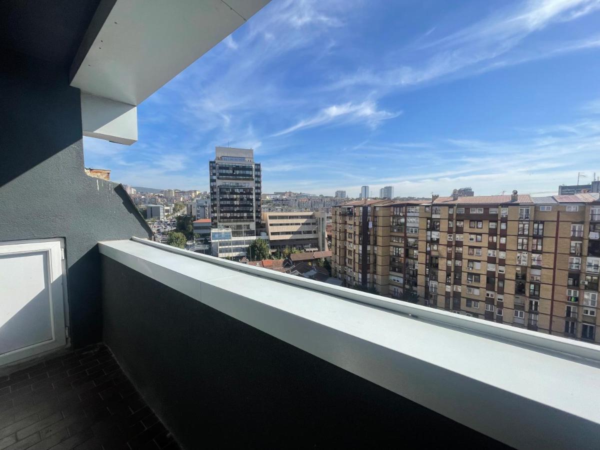 New Prishtina Luxury Rooms Prishtine Bagian luar foto